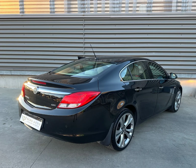 Opel Insignia, снимка 5 - Автомобили и джипове - 48551378