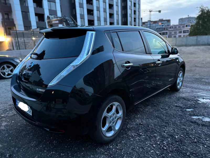 Nissan Leaf , снимка 4 - Автомобили и джипове - 51503950