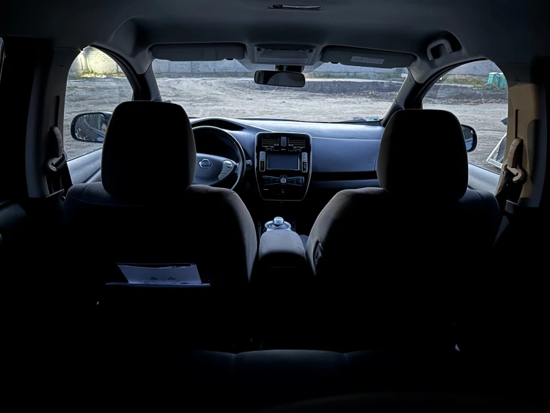 Nissan Leaf , снимка 6 - Автомобили и джипове - 51503950