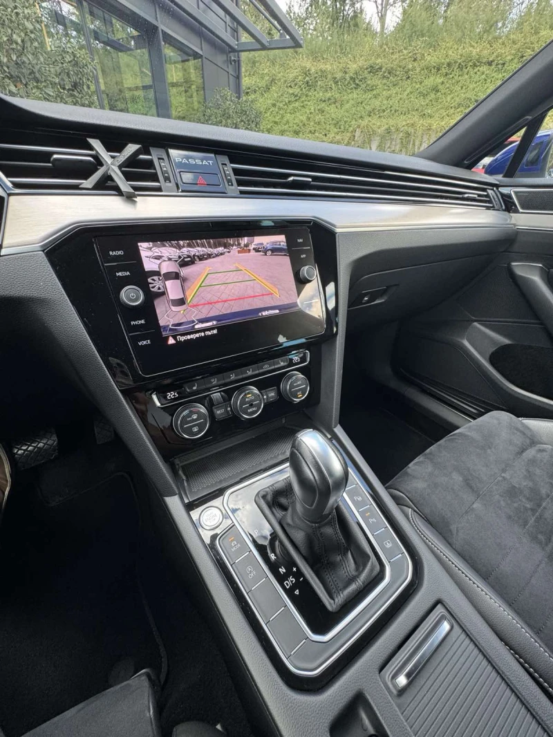VW Passat R-LINE, снимка 16 - Автомобили и джипове - 51724109