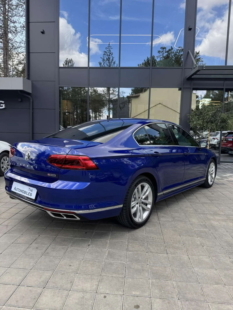 VW Passat R-LINE, снимка 8 - Автомобили и джипове - 51724109