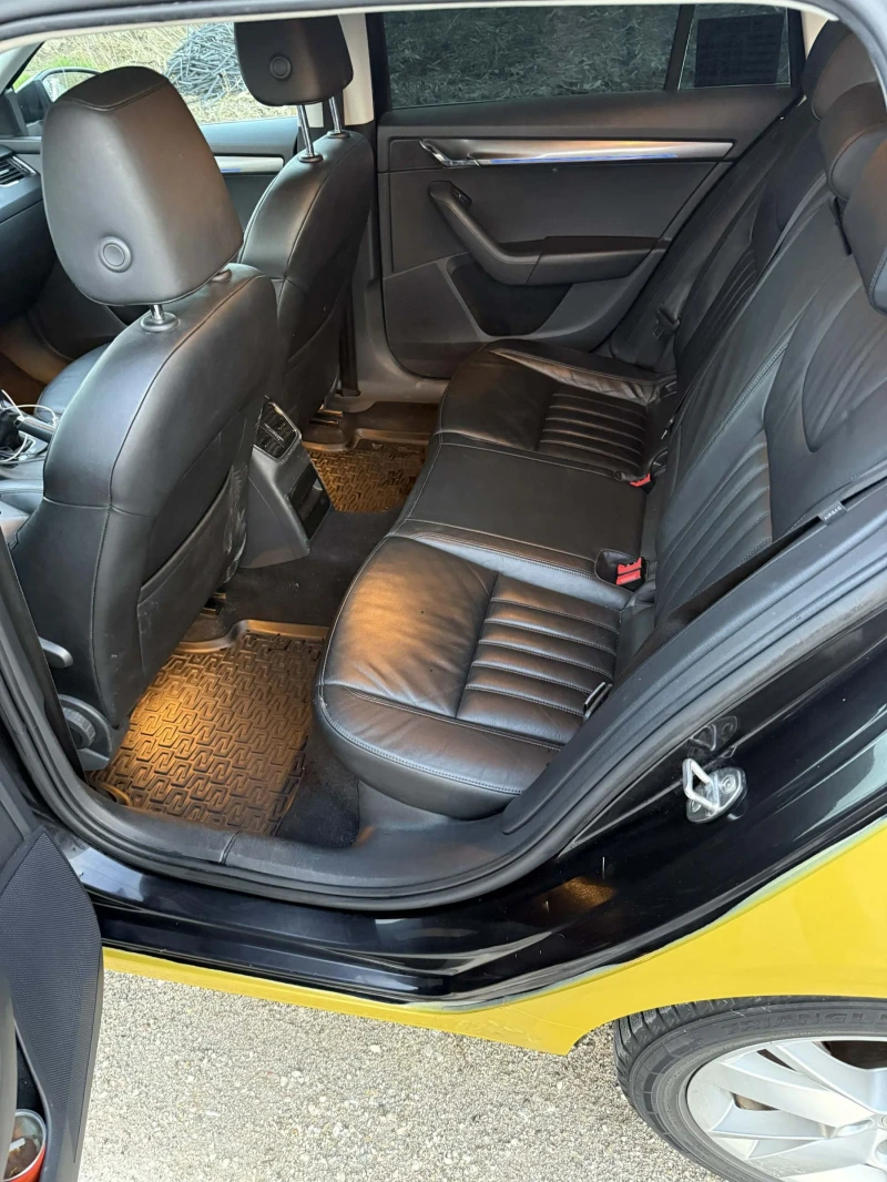 Skoda Octavia 1.5 g tec, снимка 7 - Автомобили и джипове - 52660642