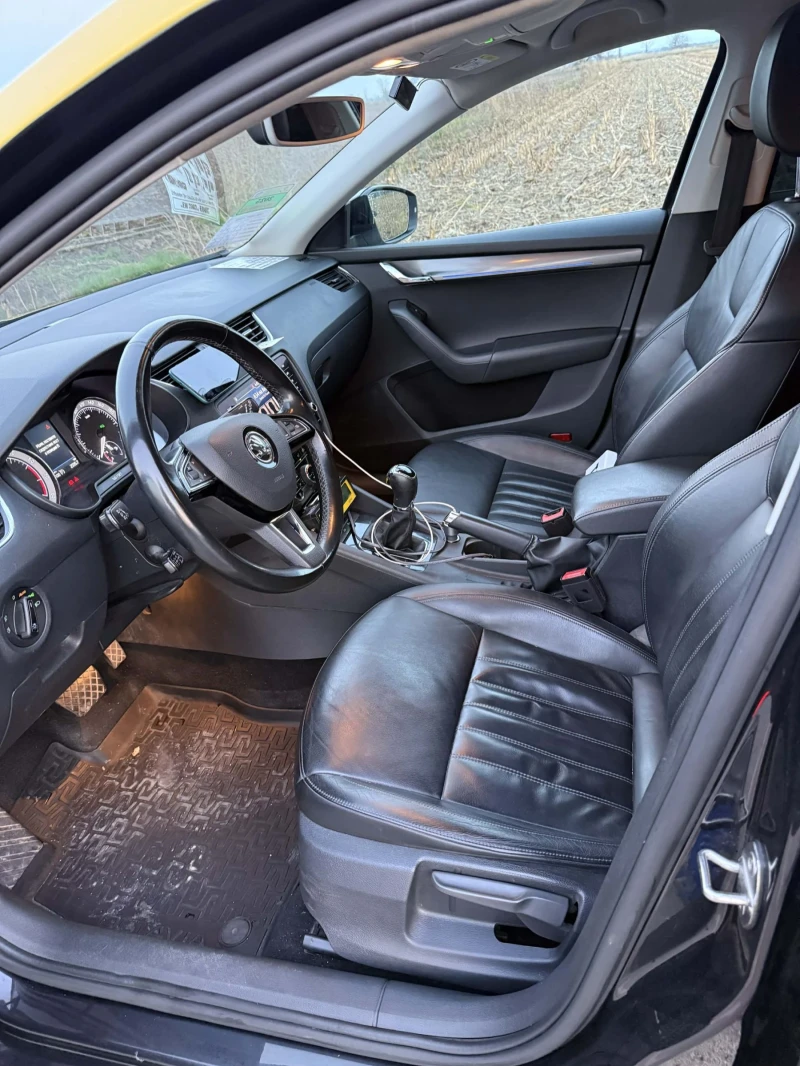 Skoda Octavia 1.5 g tec, снимка 6 - Автомобили и джипове - 52660642