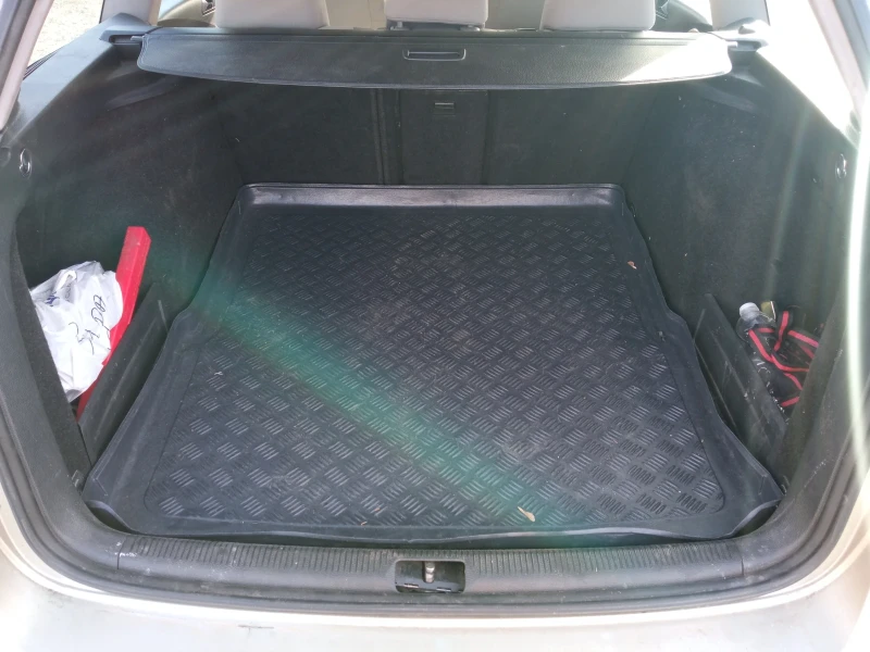 VW Passat 2.0 TDI, снимка 7 - Автомобили и джипове - 52815399