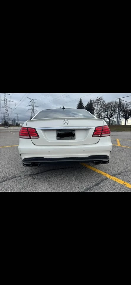 Mercedes-Benz E 500 * AMG PACKET  * 360 * (CARFAX) * AвтоКредит * , снимка 3 - Автомобили и джипове - 49508155