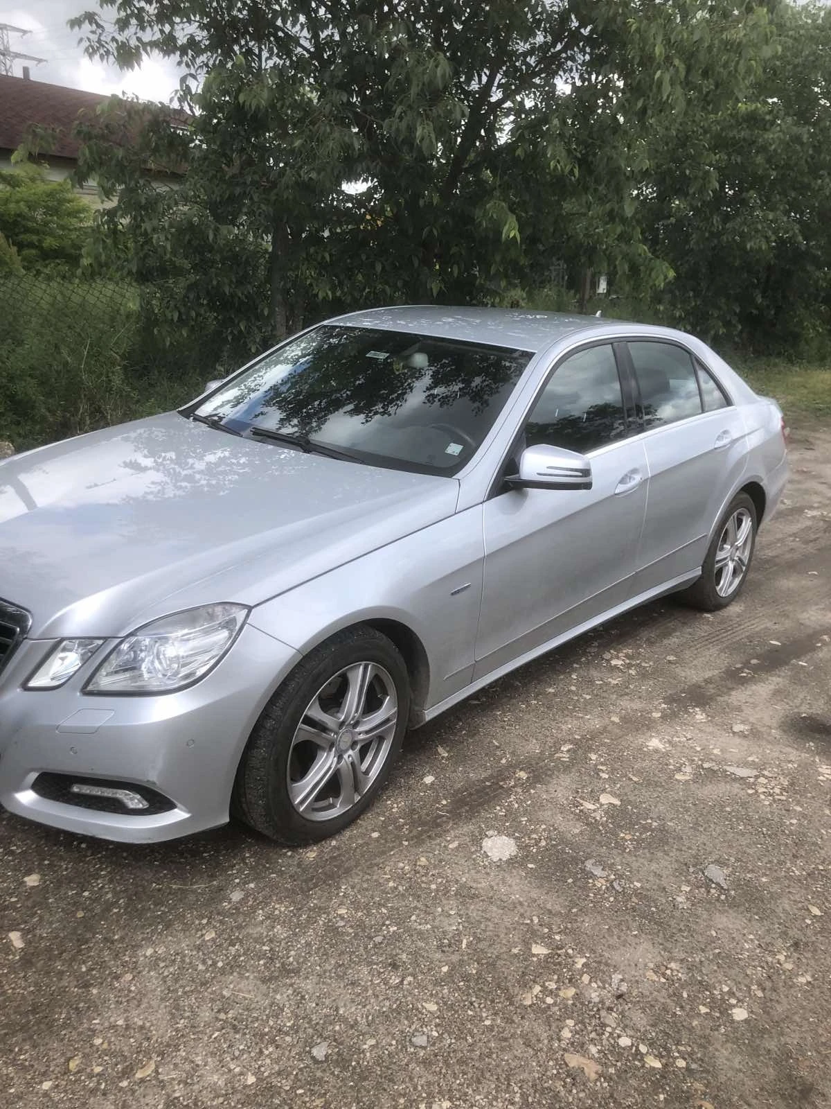 Mercedes-Benz E 350  - изображение 2