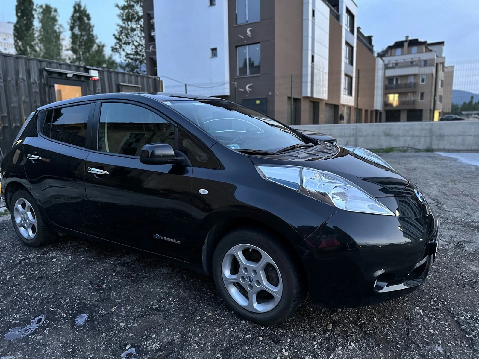 Nissan Leaf   - изображение 3