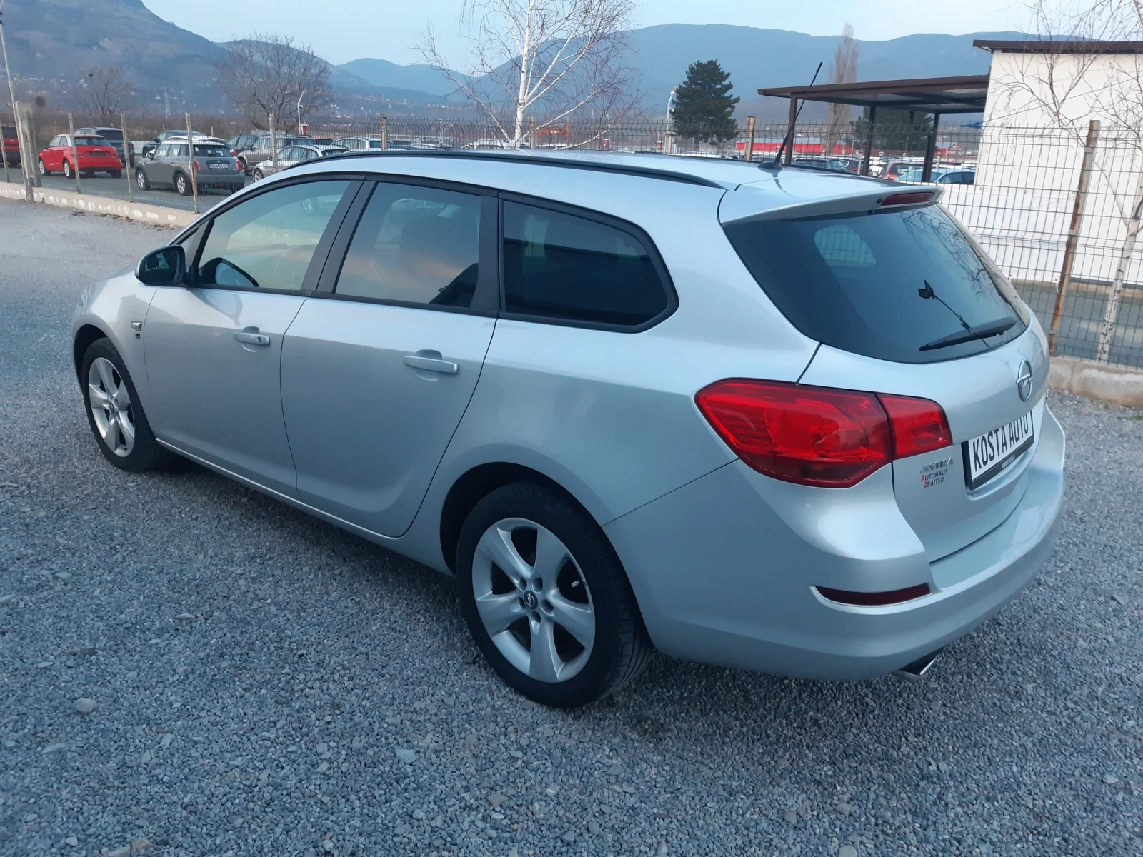 Opel Astra КАТО НОВ/ГАЗ, снимка 6 - Автомобили и джипове - 53712912