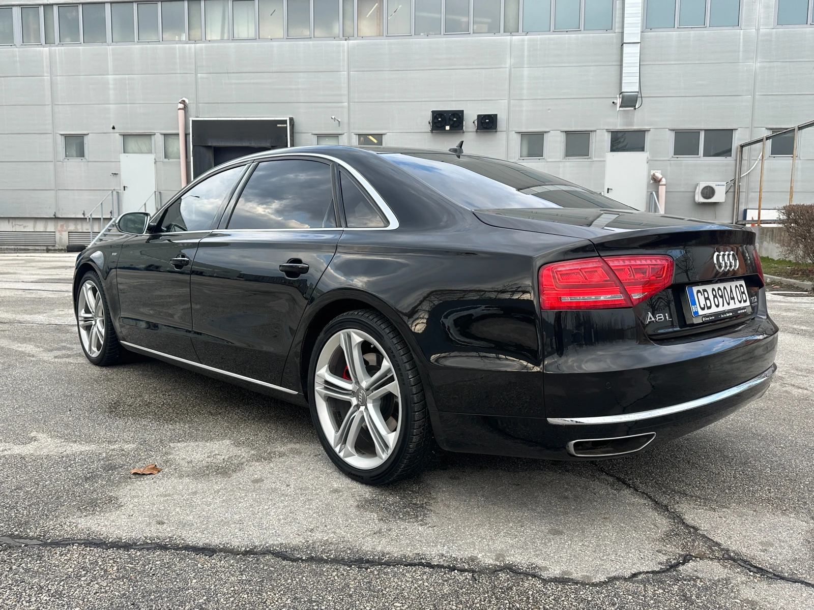 Audi A8 S Line Long, снимка 3 - Автомобили и джипове - 53745516