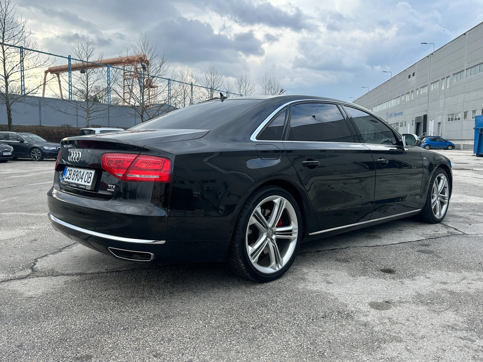 Audi A8 S Line Long, снимка 4 - Автомобили и джипове - 53745516