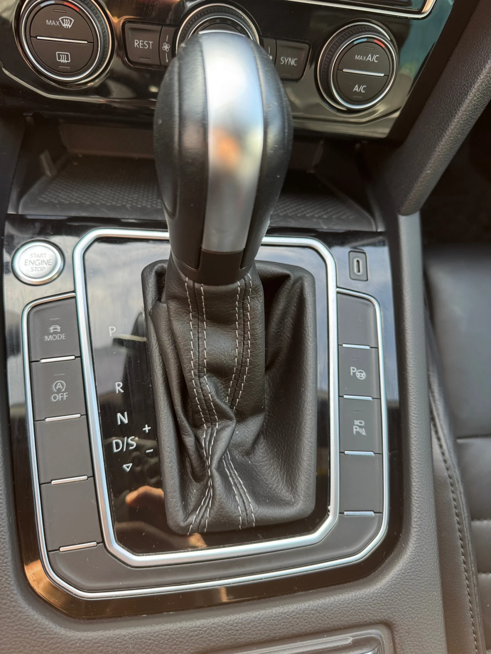 VW Passat R-line, снимка 12 - Автомобили и джипове - 54158164