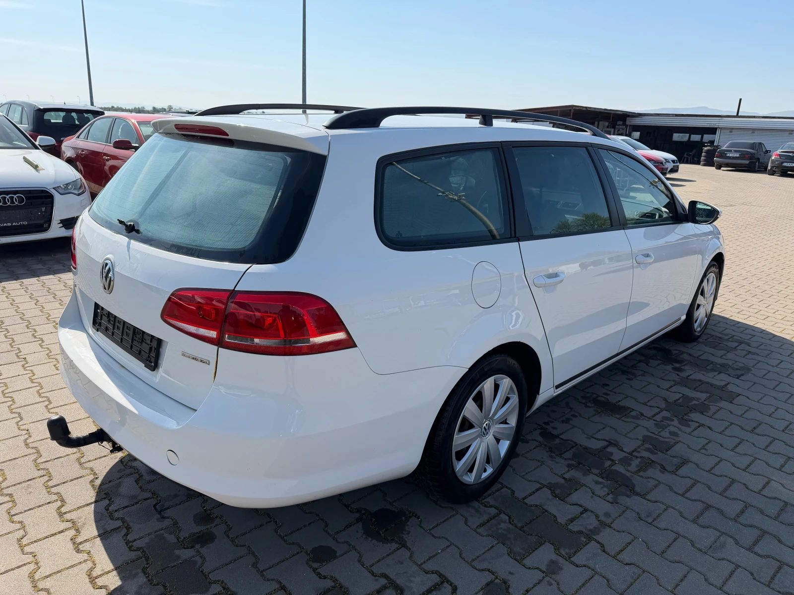VW Passat 1.6TDI EURO 5, снимка 6 - Автомобили и джипове - 54342558