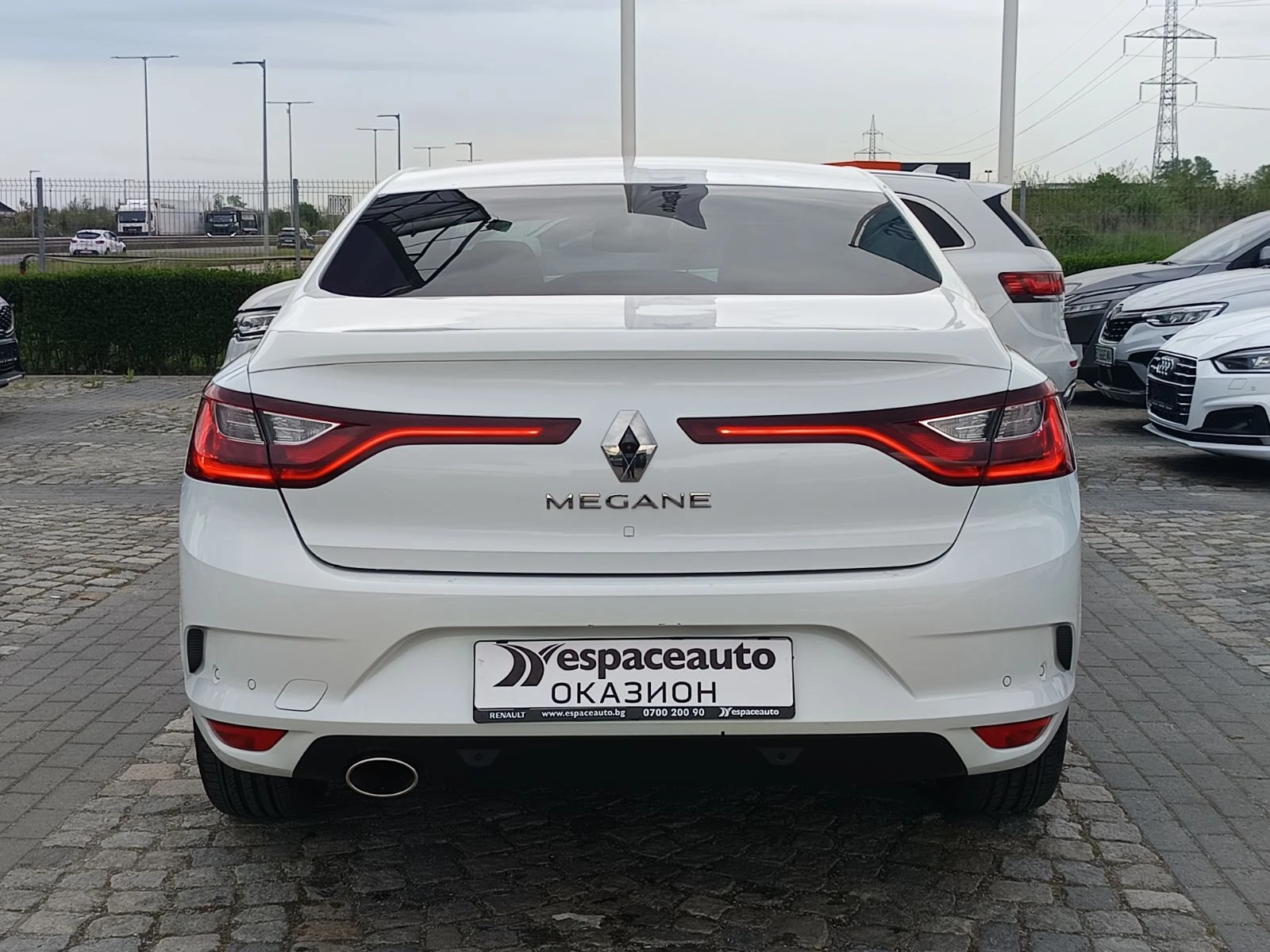 Renault Megane 1.3Tce/ 140к.с., снимка 5 - Автомобили и джипове - 54456929