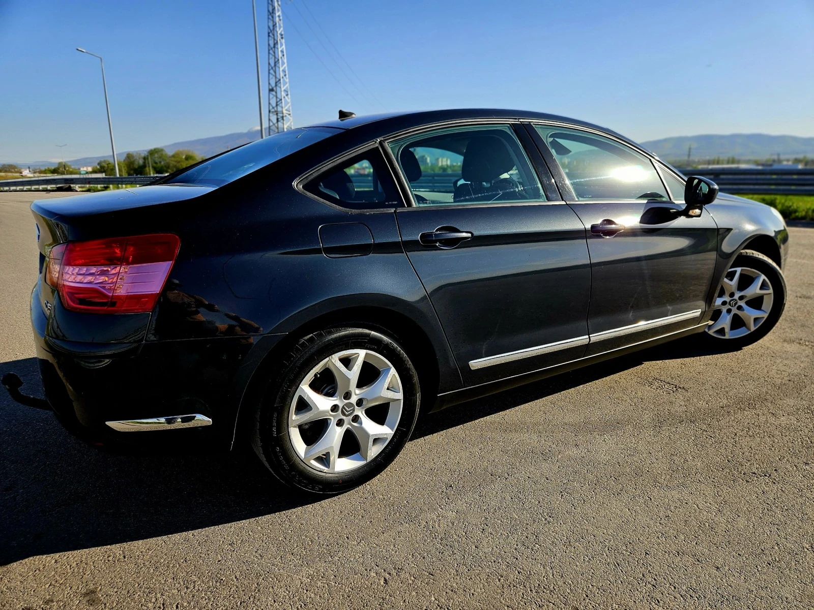 Citroen C5 2.0HDI/// НАВИ/// ПАРКТРОНИК/// НОВ/// ФРАНЦИЯ, снимка 6 - Автомобили и джипове - 55148424