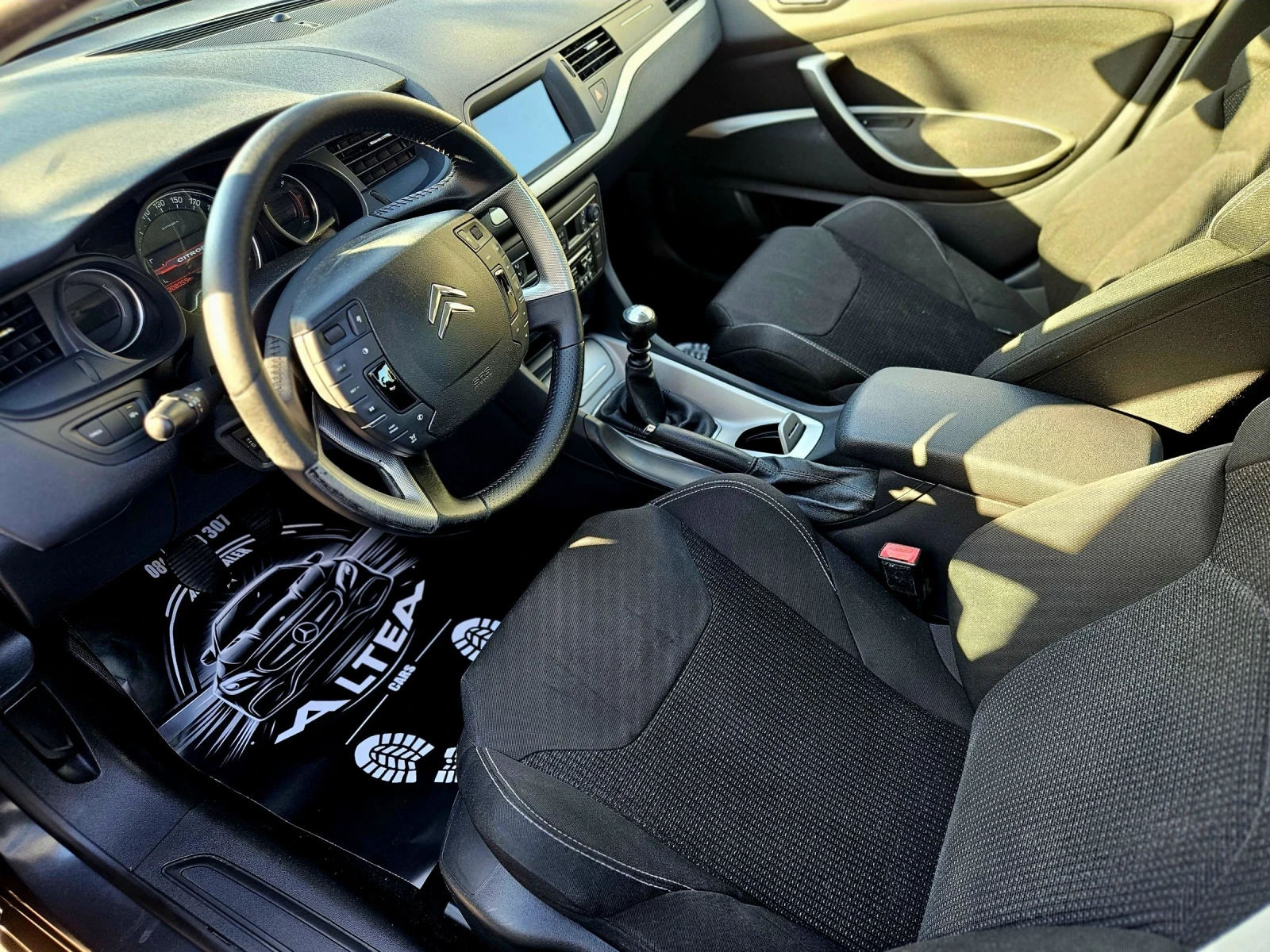 Citroen C5 2.0HDI/// НАВИ/// ПАРКТРОНИК/// НОВ/// ФРАНЦИЯ, снимка 11 - Автомобили и джипове - 55148424