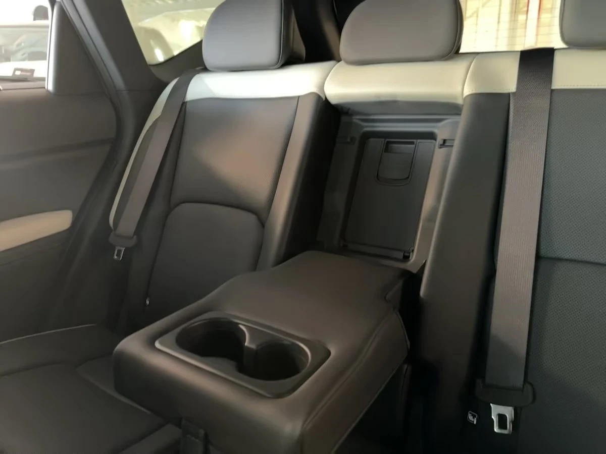 Kia EV5 GT-LINE All Options + PANO Warranty!, снимка 15 - Автомобили и джипове - 55386384