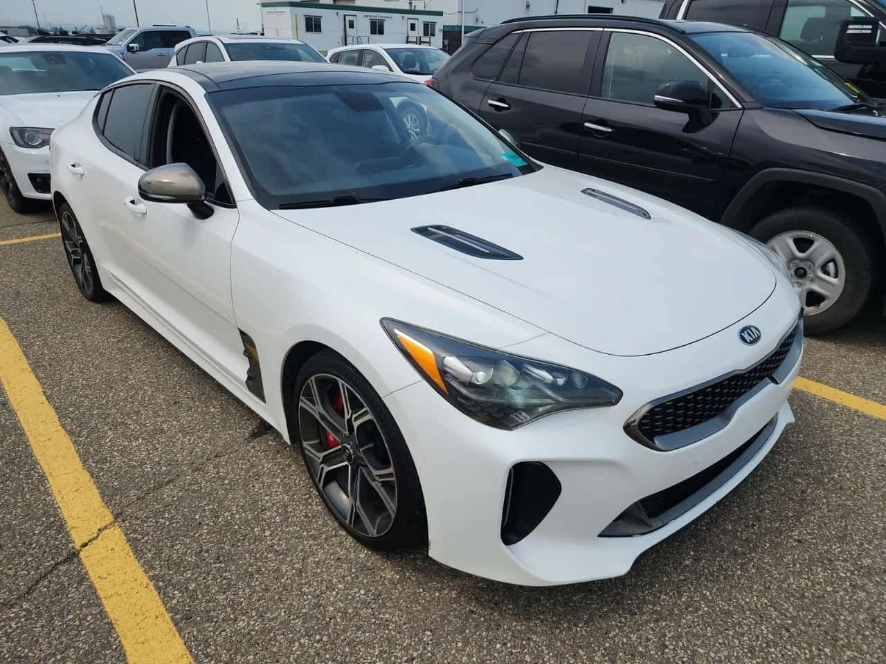 Kia Stinger * GT * CARFAX * ФИНАНСИРАНЕ, снимка 2 - Автомобили и джипове - 55563436