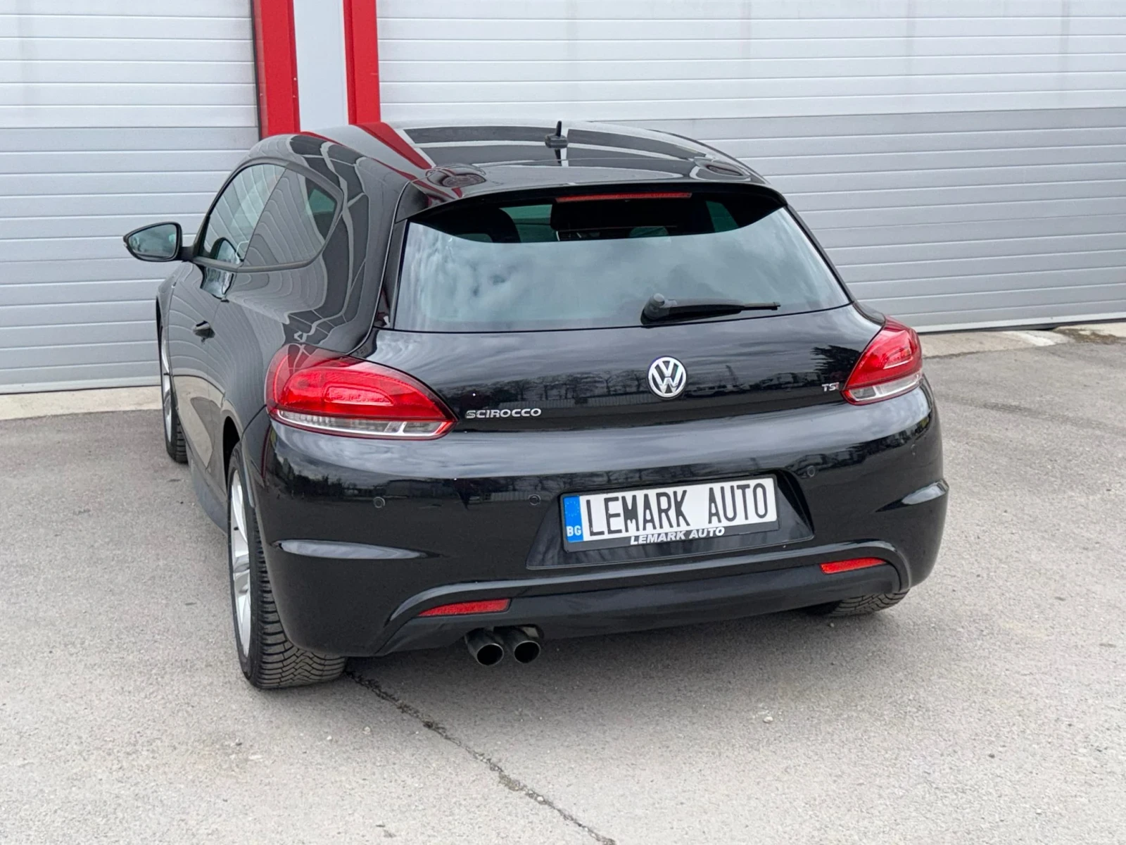 VW Scirocco 1.4I R-LINE KLIMATRONIK 6-SPEED EVRO 5A ЛИЗИНГ!!!, снимка 9 - Автомобили и джипове - 55867768