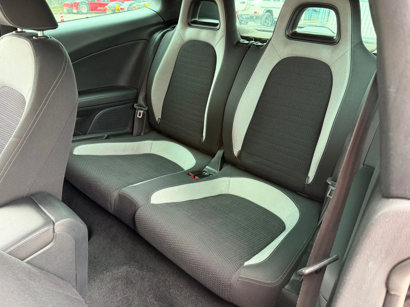 VW Scirocco 1.4I R-LINE KLIMATRONIK 6-SPEED EVRO 5A ЛИЗИНГ!!!, снимка 16 - Автомобили и джипове - 55867768