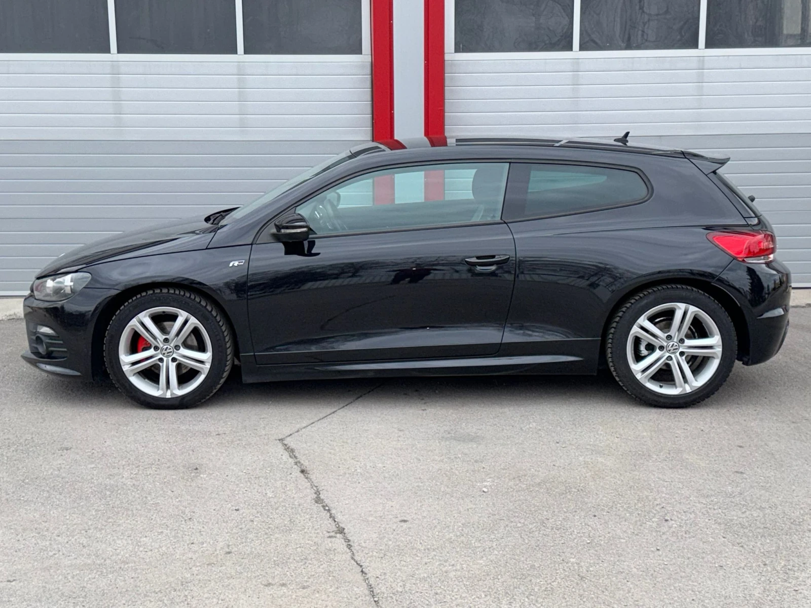 VW Scirocco 1.4I R-LINE KLIMATRONIK 6-SPEED EVRO 5A ЛИЗИНГ!!!, снимка 6 - Автомобили и джипове - 55867768