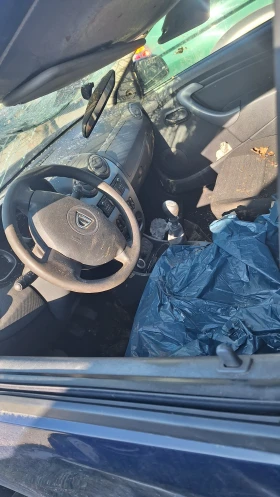 Dacia Duster 4X4 6 скорости, снимка 6