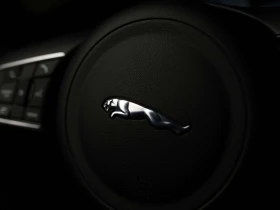 Jaguar F-PACE * PREMIUM | 25T | PANO | MERIDIAN * CARFAX * , снимка 13