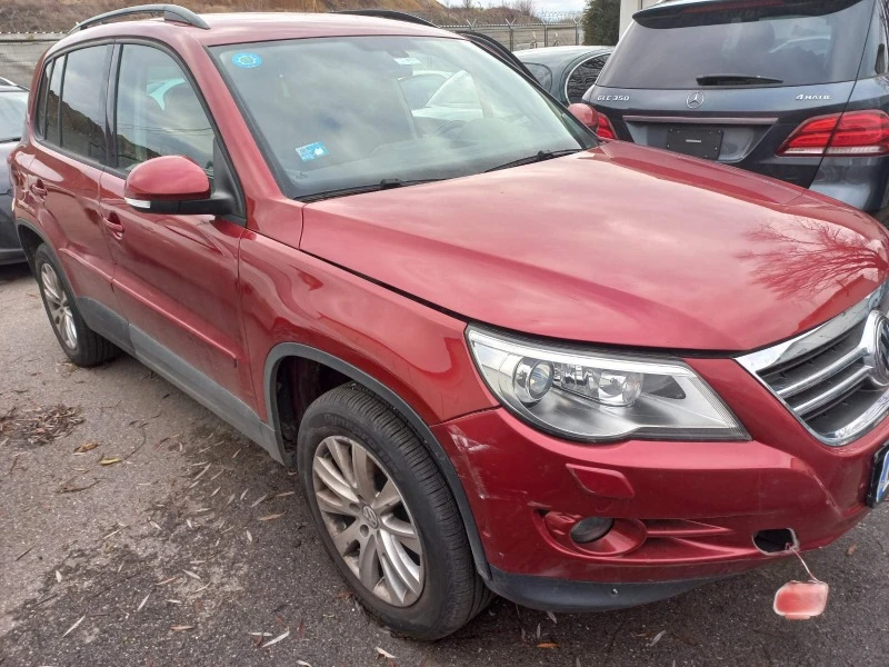 VW Tiguan, снимка 1 - Автомобили и джипове - 47614107