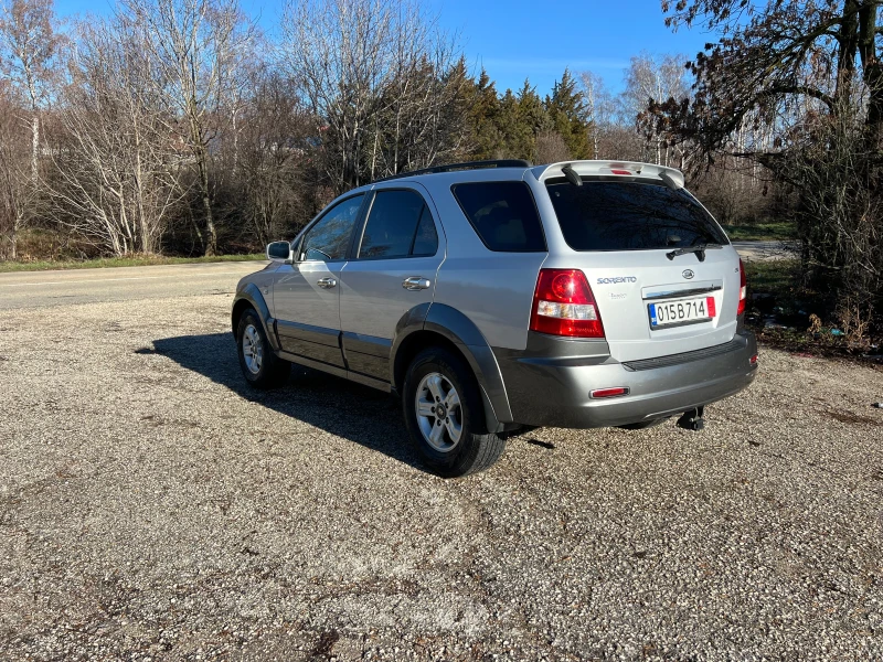 Kia Sorento 2.5CRDI , снимка 5 - Автомобили и джипове - 48269951