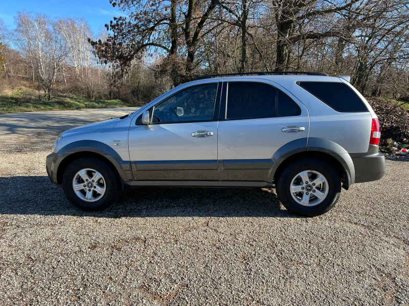 Kia Sorento 2.5CRDI , снимка 6 - Автомобили и джипове - 48269951