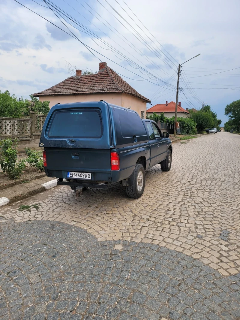 Mazda B2500 4x4 FL, снимка 3 - Автомобили и джипове - 48492846