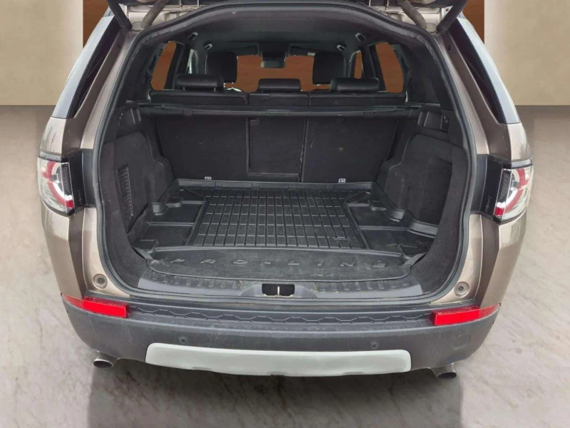 Land Rover Discovery Sport 2.0 TDCi, снимка 12 - Автомобили и джипове - 52728228