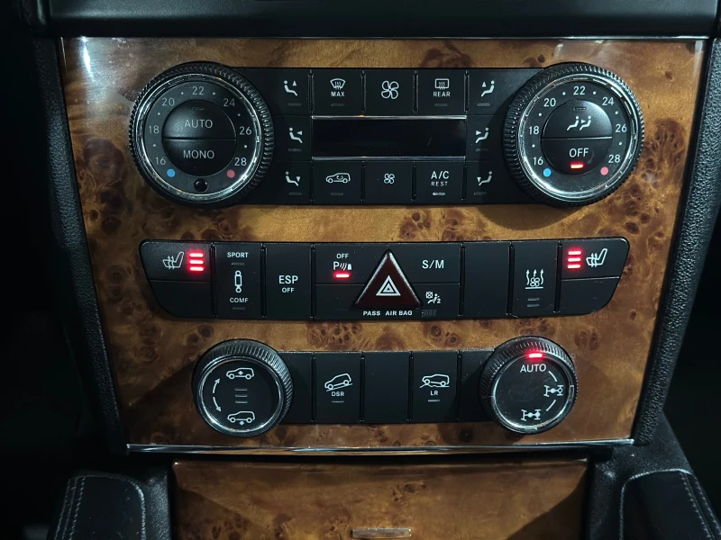 Mercedes-Benz ML 320 4MATIC Designo , снимка 11 - Автомобили и джипове - 52890792