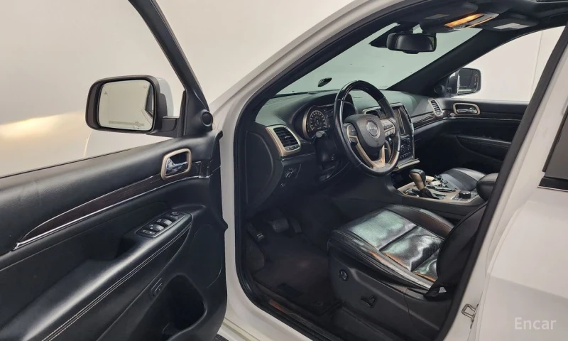 Jeep Grand cherokee, снимка 10 - Автомобили и джипове - 53111219