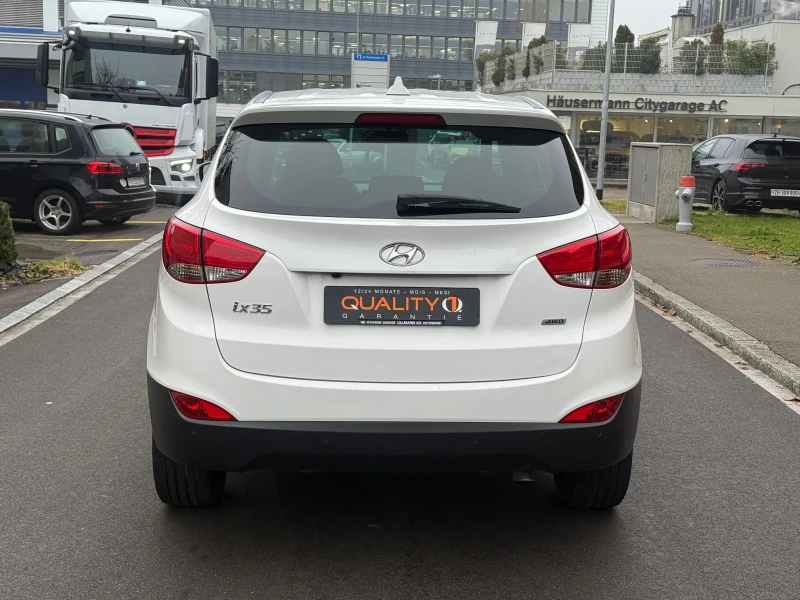 Hyundai IX35 2.0 166к.4Х4 ОЧАКВАН ВНОС ОТ ШВЕЙЦАРИЯ , снимка 5 - Автомобили и джипове - 53146964