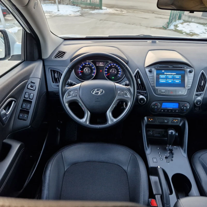 Hyundai IX35 2.0 166к.4Х4 FACELIFT НАВИ/КАМЕРА/КОЖА ШВЕЙЦАРИЯ , снимка 14 - Автомобили и джипове - 53146964