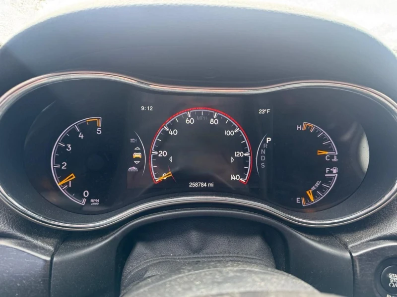 Jeep Grand cherokee, снимка 8 - Автомобили и джипове - 53345638