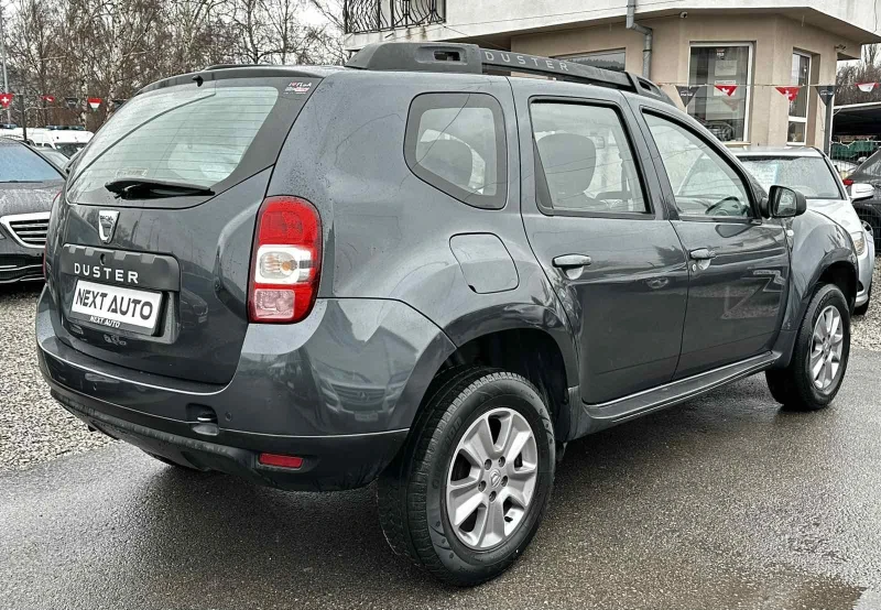 Dacia Duster 1.6i 114HP LPG NAVI EURO6, снимка 5 - Автомобили и джипове - 53365859