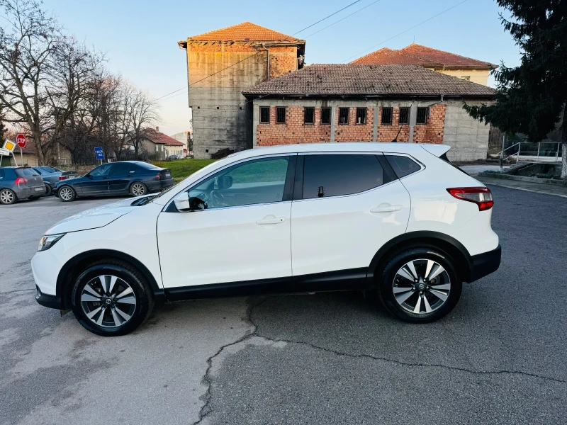 Nissan Qashqai 1.5 DCI / 110 к.с / НАПЪЛНО ОБСЛУЖЕН!!!, снимка 2 - Автомобили и джипове - 53448158