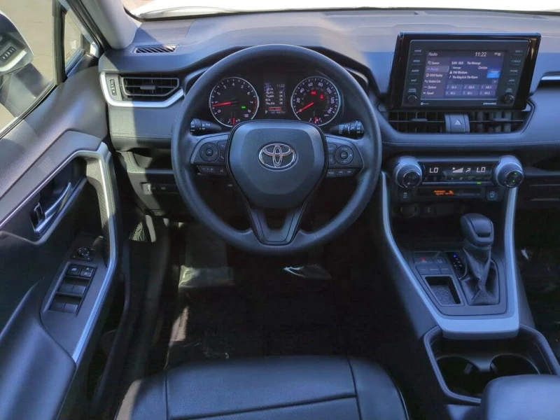 Toyota Rav4 !XLE FWD!* АвтоКредит* Цена до БГ* , снимка 11 - Автомобили и джипове - 53479756