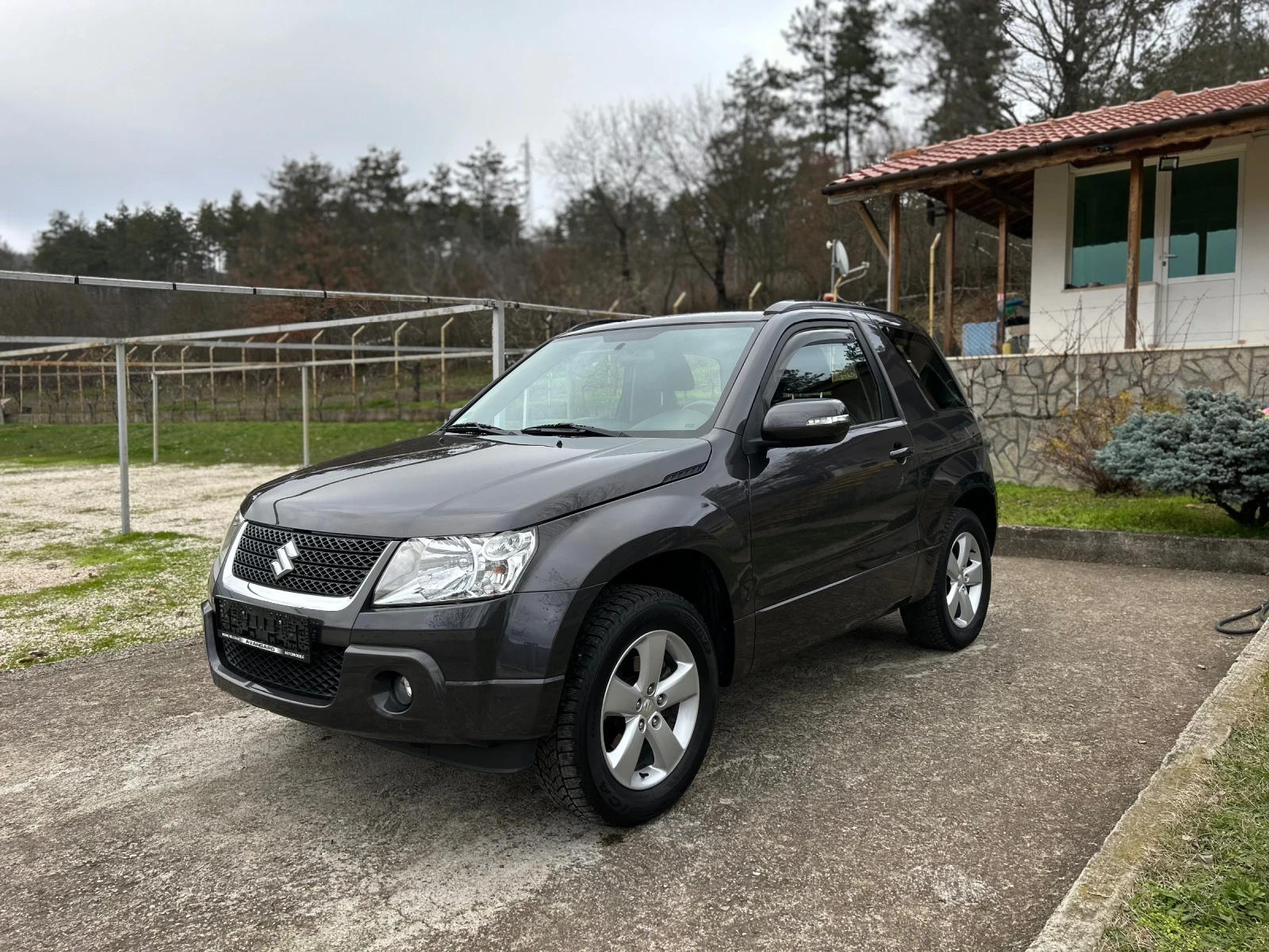 Suzuki Grand vitara 2.4 110000КМ, снимка 1