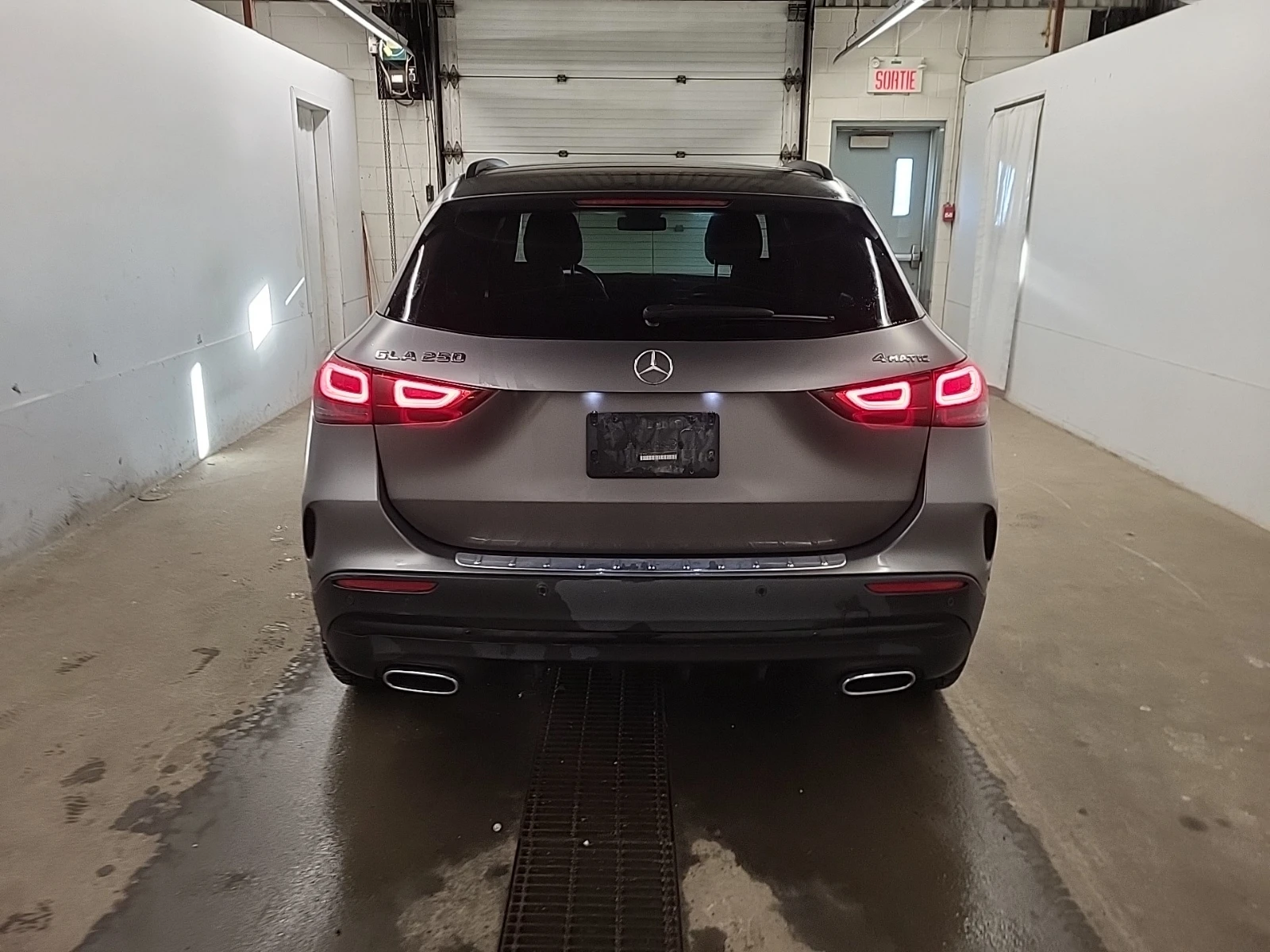 Mercedes-Benz GLA 250 * 4MATIC * LIMITED PKG * * АвтоКредит - изображение 4