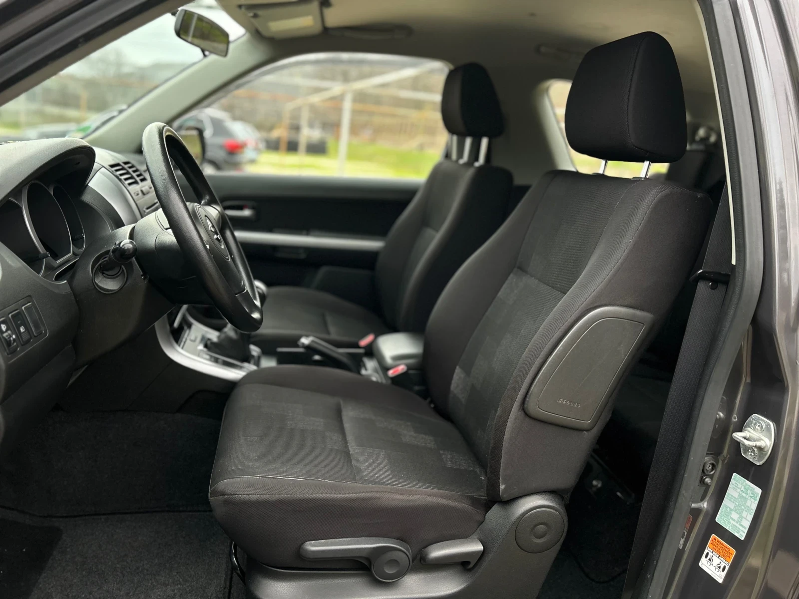 Suzuki Grand vitara 2.4 110000КМ - изображение 8