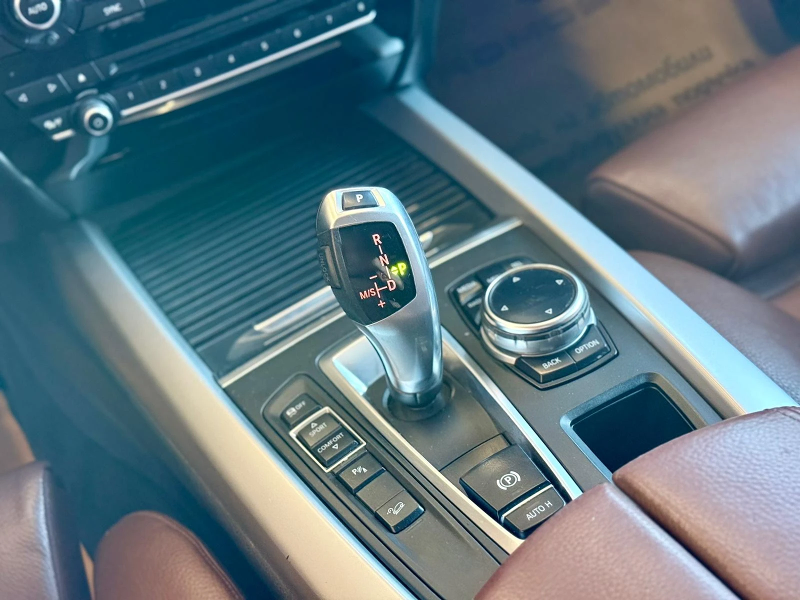 BMW X5 6+ 1* Xdrive* Distronic* Лизинг, снимка 13 - Автомобили и джипове - 54429439
