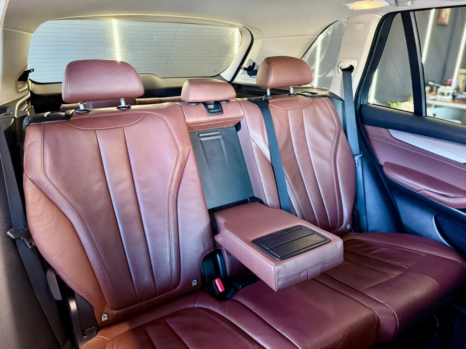 BMW X5 6+ 1* Xdrive* Distronic* Лизинг, снимка 14 - Автомобили и джипове - 54429439