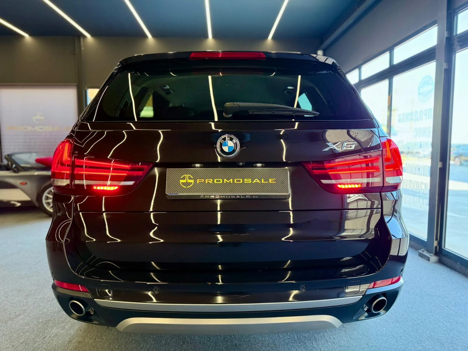 BMW X5 6+ 1* Xdrive* Distronic* Лизинг, снимка 5 - Автомобили и джипове - 54429439