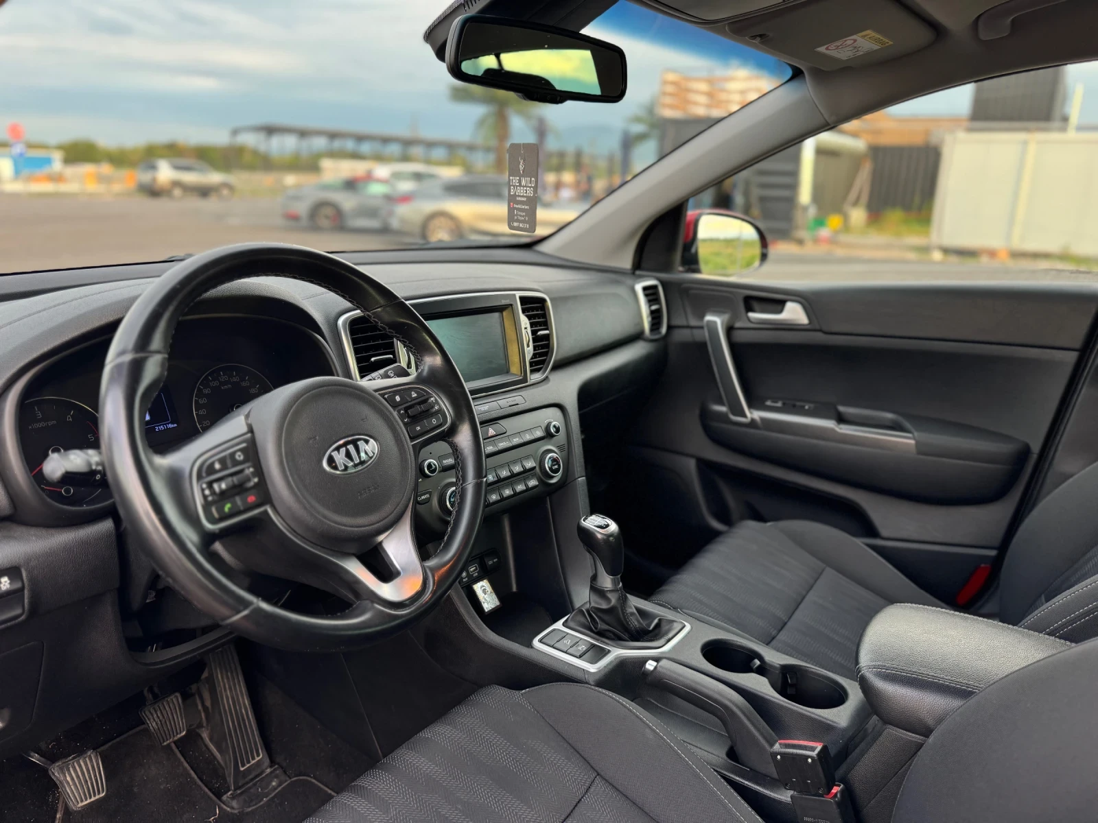 Kia Sportage 1.7d 2017 пълен сервиз KIA, снимка 9 - Автомобили и джипове - 54495359