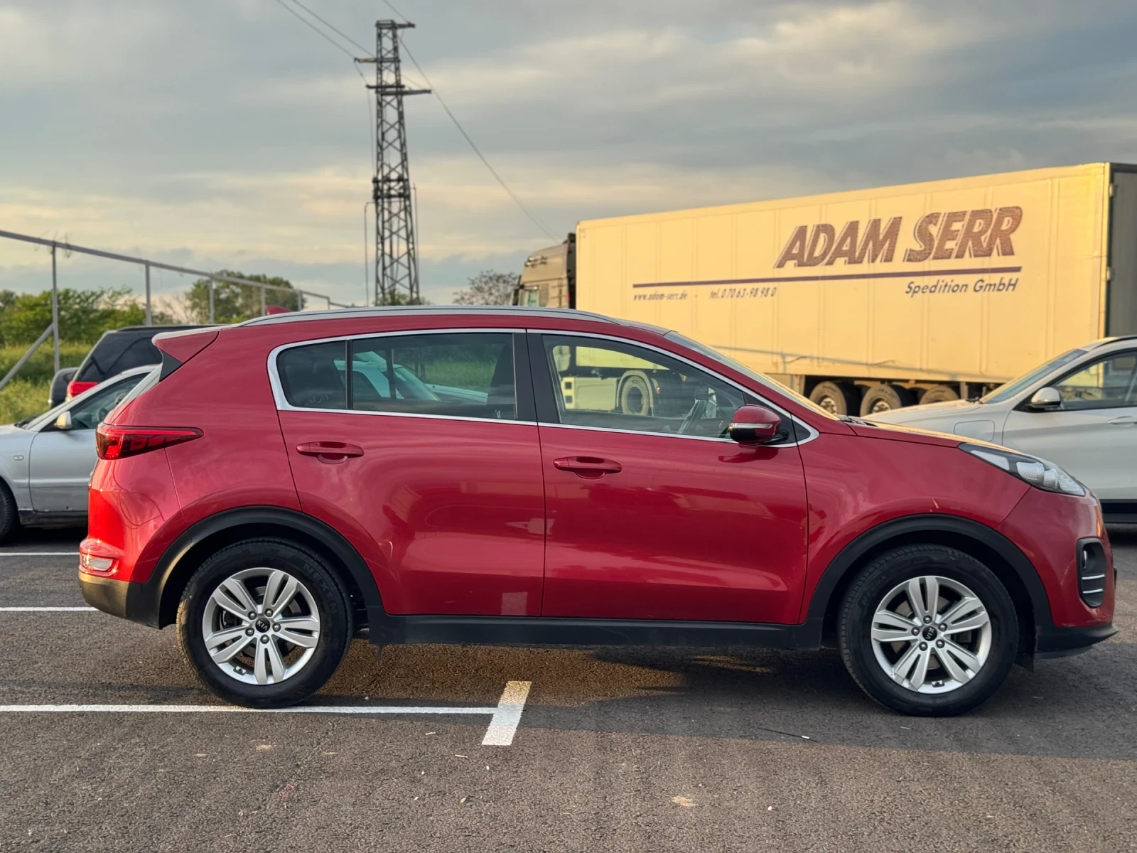 Kia Sportage 1.7d 2017 пълен сервиз KIA, снимка 4 - Автомобили и джипове - 54495359