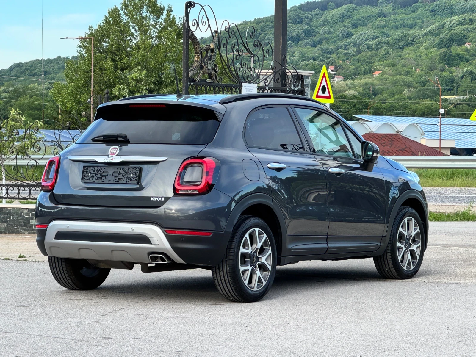 Fiat 500X 1.6MJET АВТОМАТ ИТАЛИЯ, снимка 14 - Автомобили и джипове - 54544306