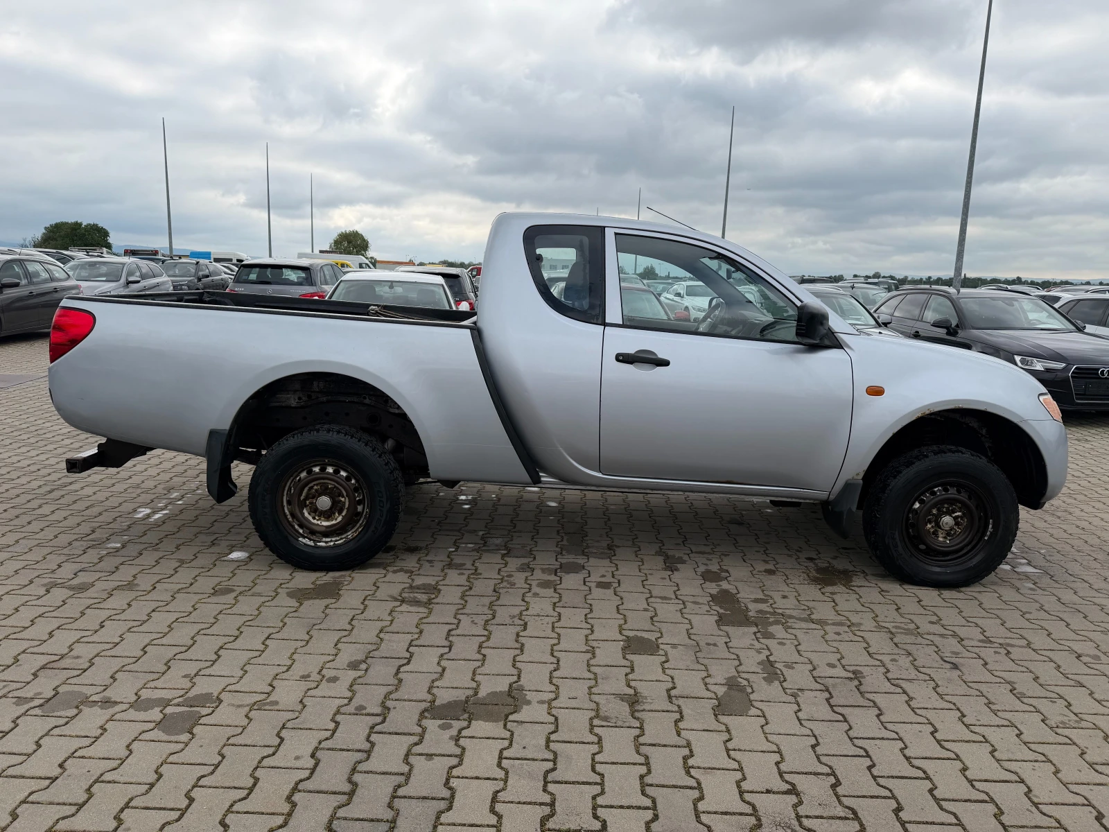 Mitsubishi L200 2.5DI-D 4WD EURO 4, снимка 5 - Автомобили и джипове - 54594770