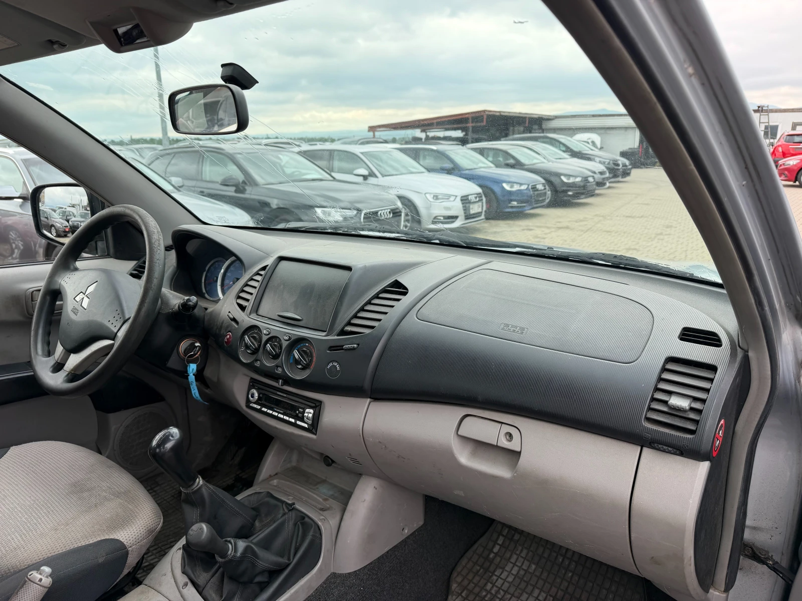 Mitsubishi L200 2.5DI-D 4WD EURO 4, снимка 11 - Автомобили и джипове - 54594770